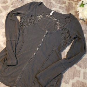 FREE PEOPLE lace detail long sleeve shirt